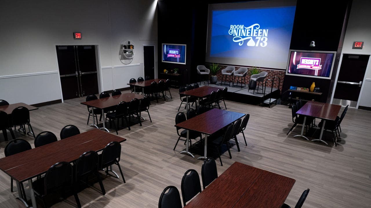 Room Nineteen73 Banquet Setup